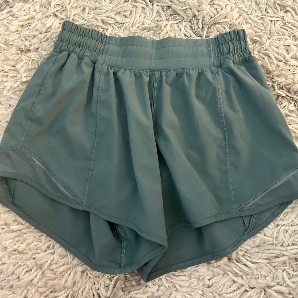 Very pretty teal lulu shorts!